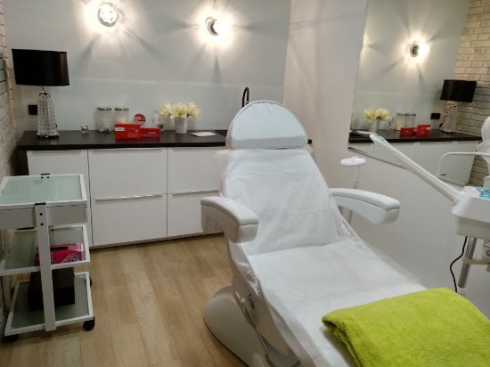 For You Hair & MediSpa