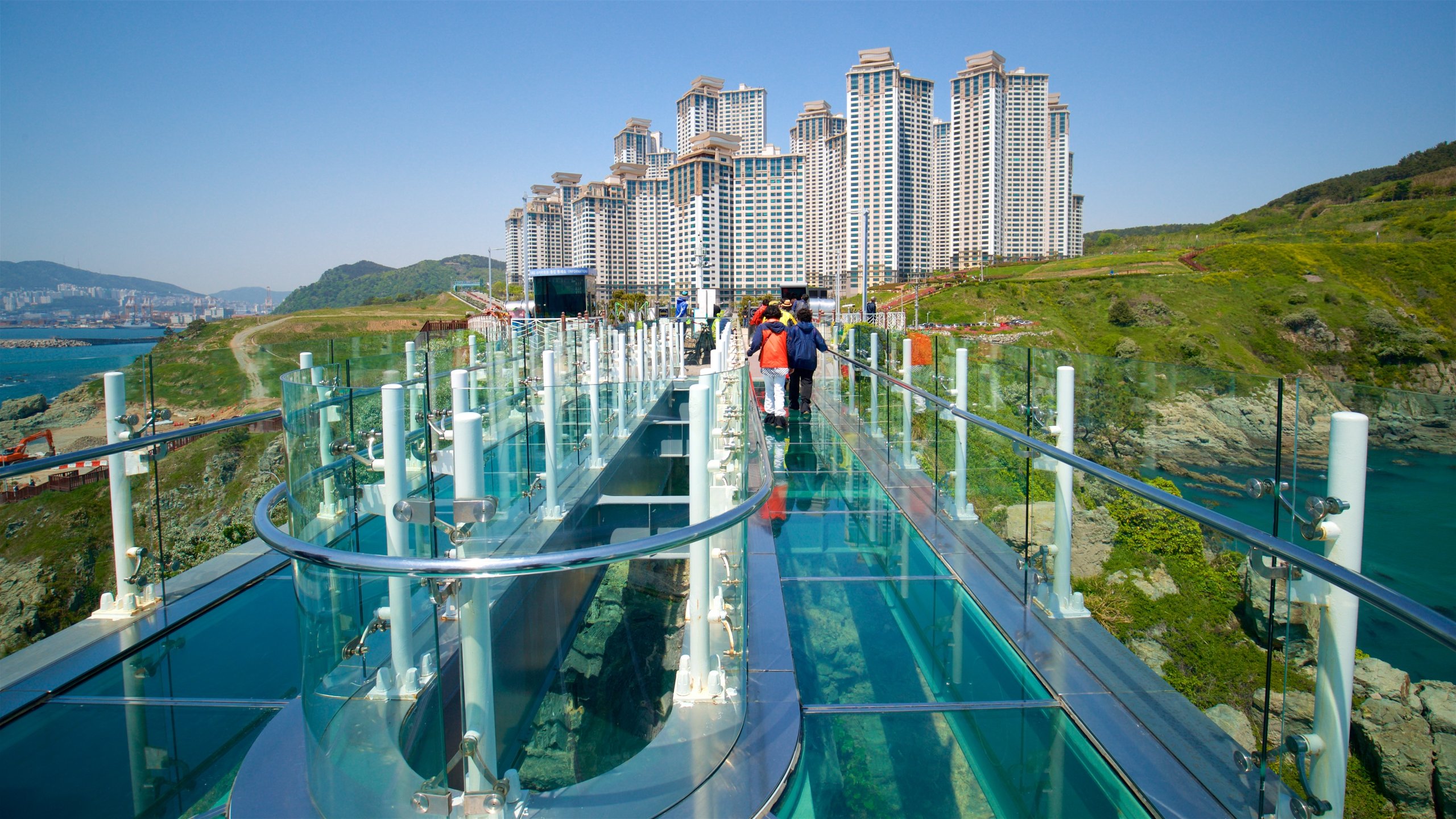 Oryukdo Skywalk