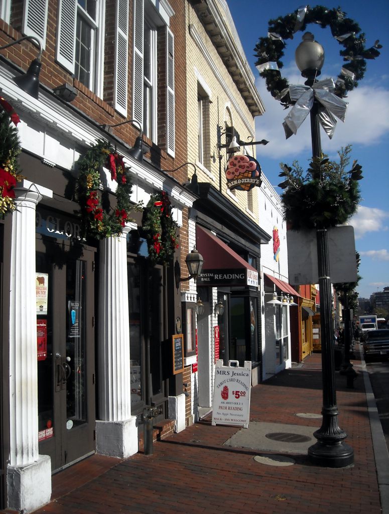 Shop Howard