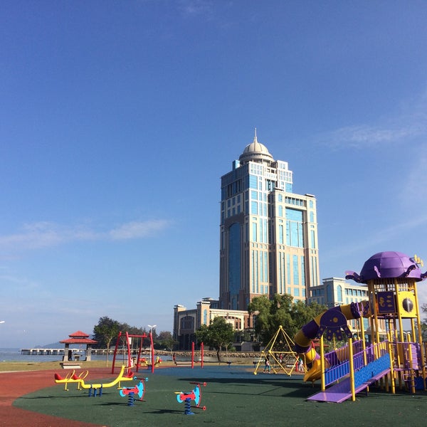 Taman Awam Teluk Likas