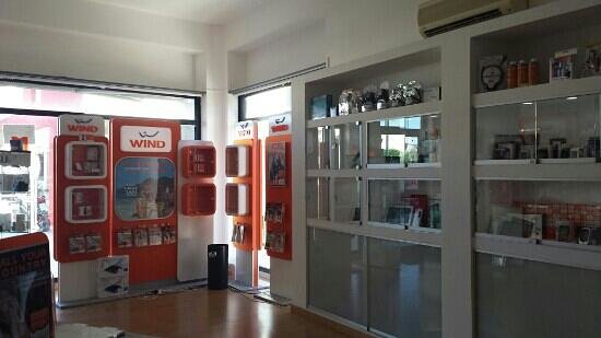 IStore sas
