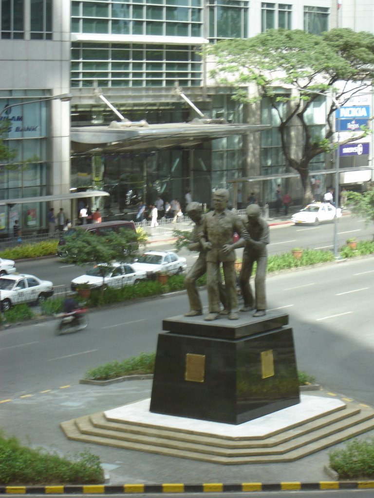 Ninoy Aquino Monument