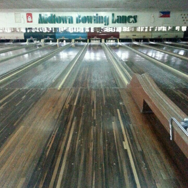 Midtown Bowling Lanes