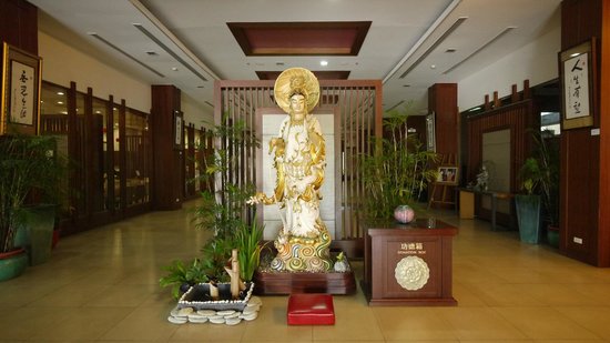 Fo Guang Shan Mabuhay Temple
