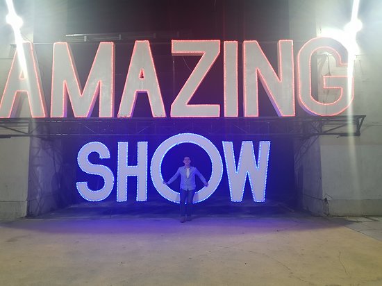 The Amazing Show