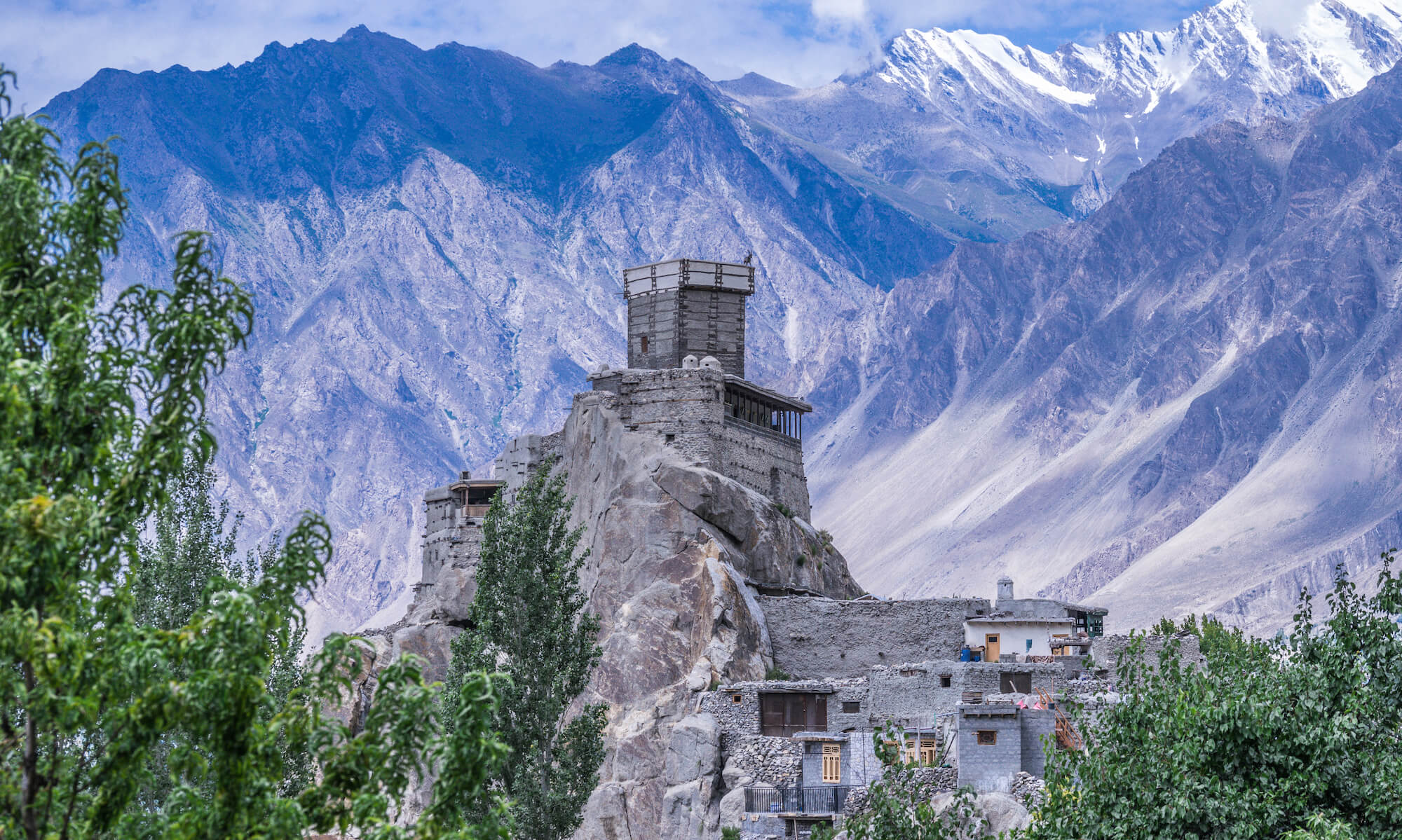 Kalam Darchi Fort