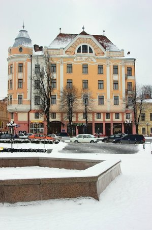 Former Bristol Hotel
