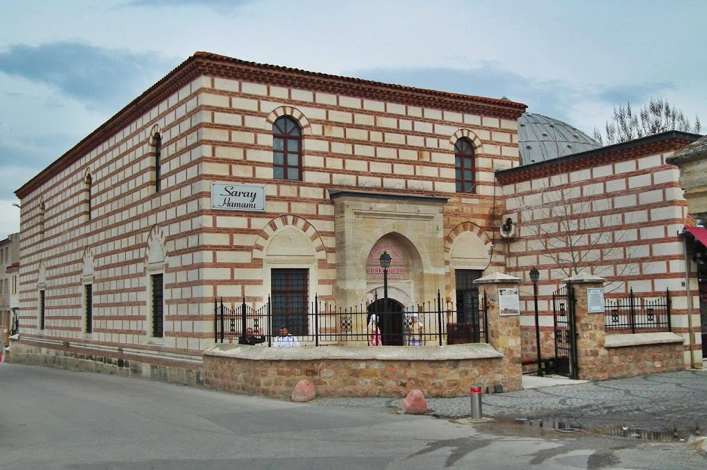 Saray Hamami