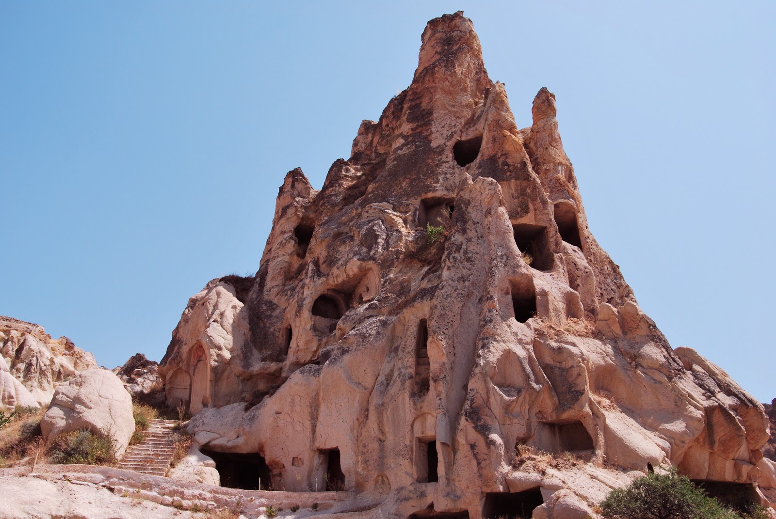 Sakli Kilise