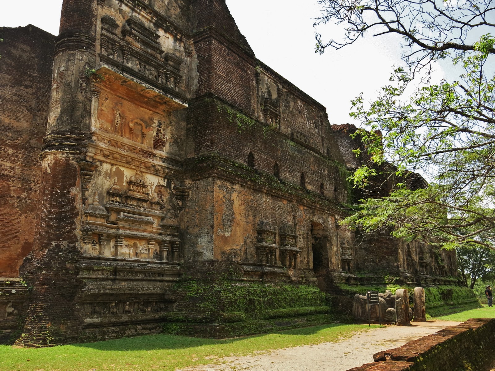 Lankathilaka Image House