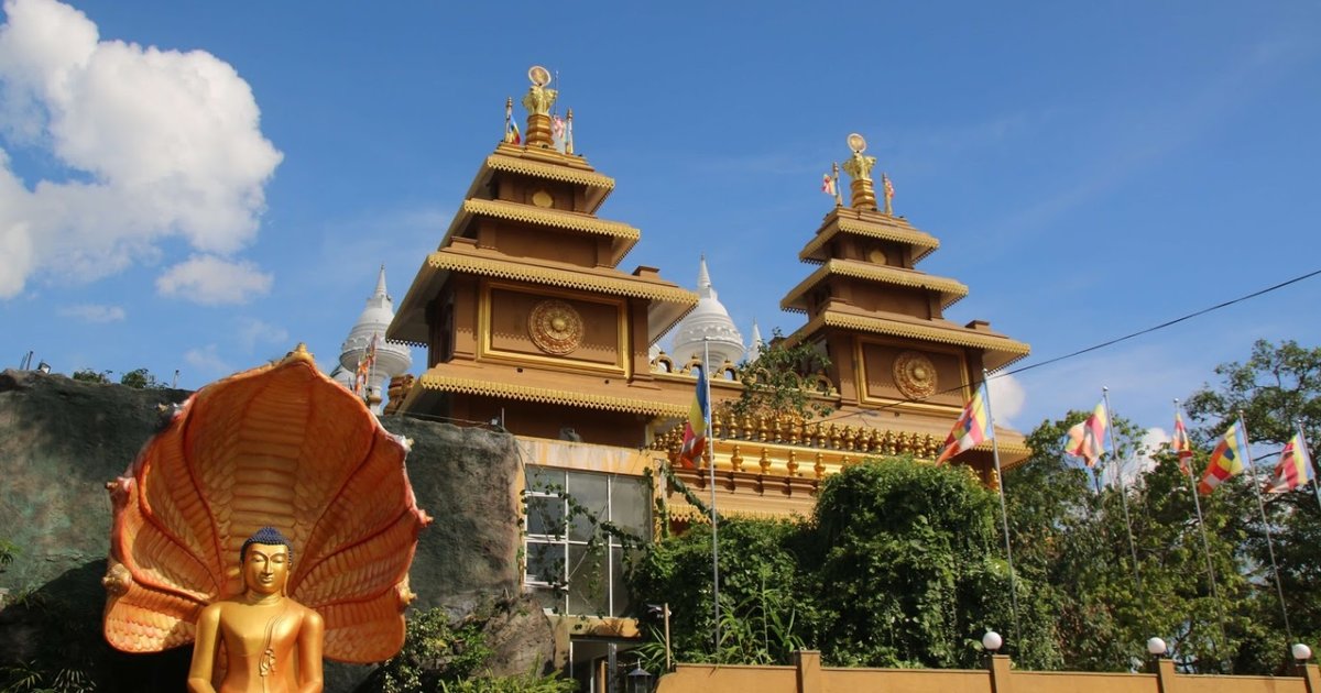 Mahamevnawa Amawatura Monastery