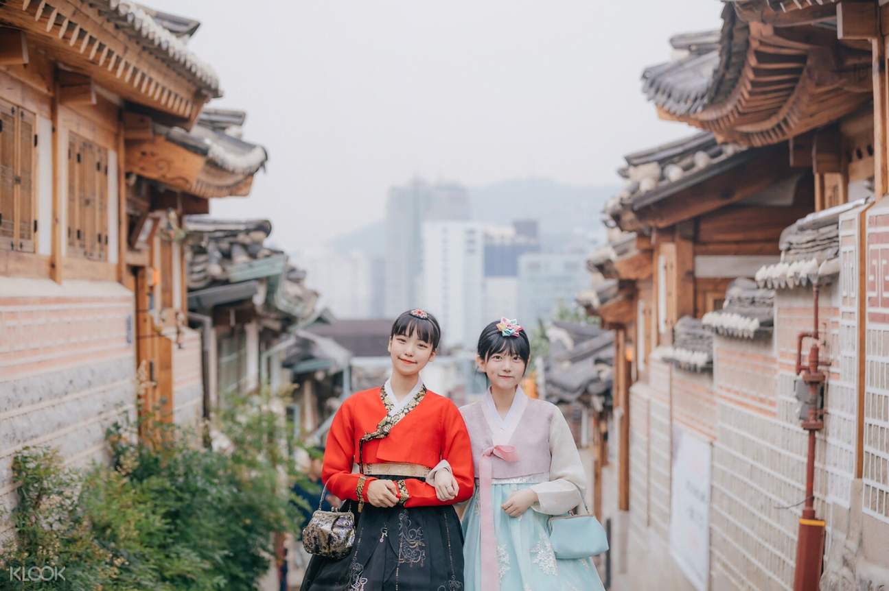 Seohwa Hanbok