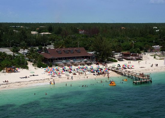 Junkanoo Beach Club Freeport at Taino Beach