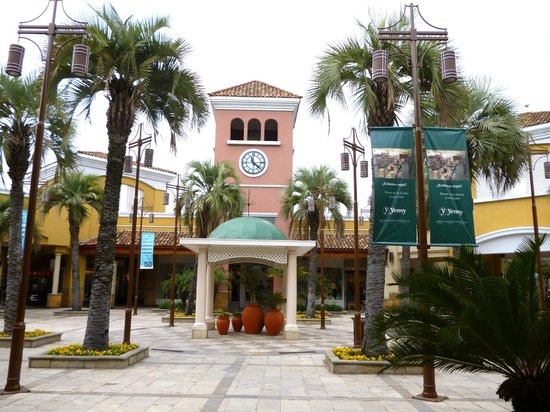 Las Palmas Del Pilar
