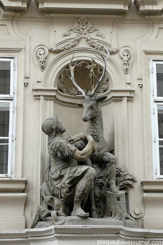 Tomáská 26/4 - The Golden Stag