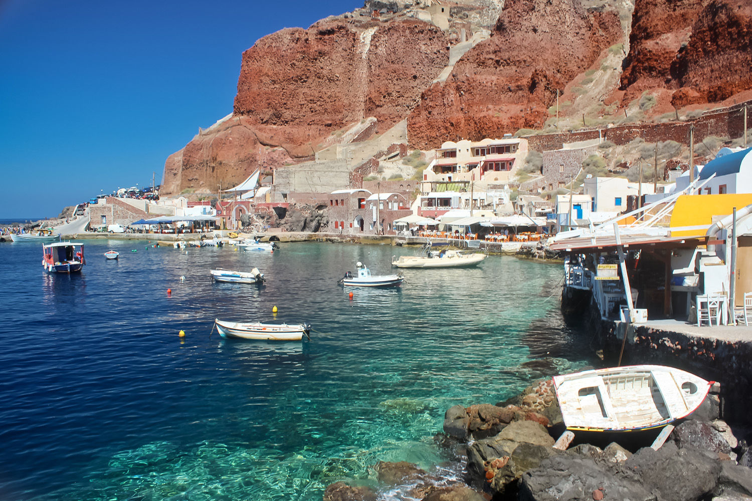 Amoudi Bay