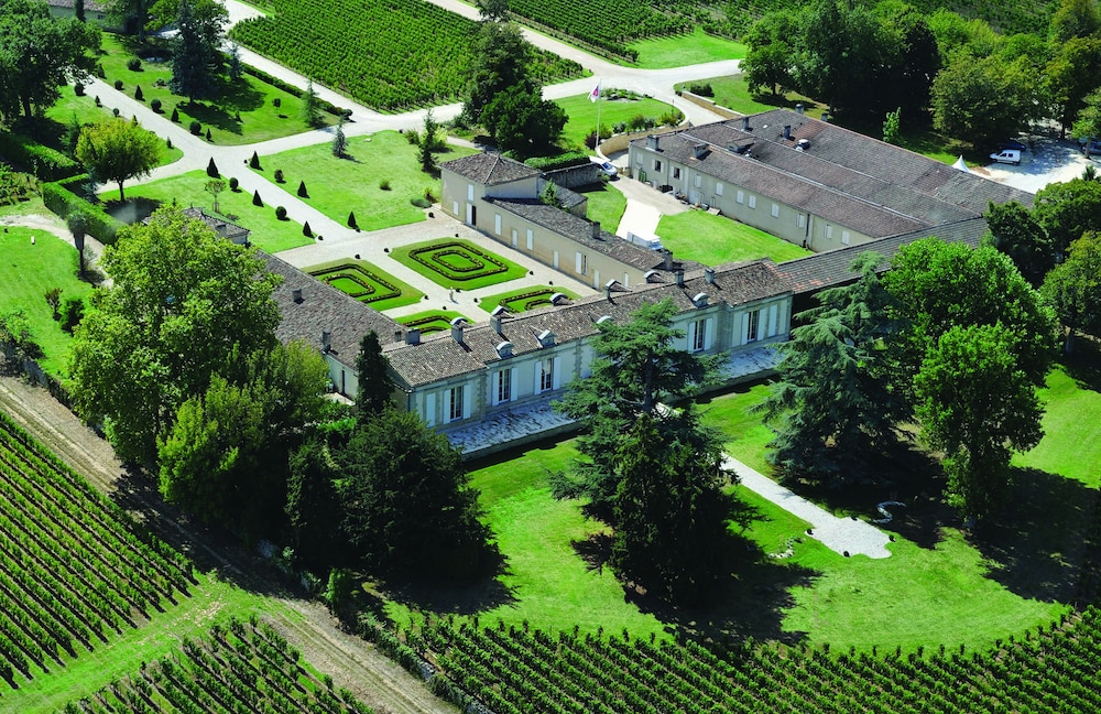 Chateau Fombrauge