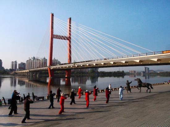 Linjiangmen Bridge