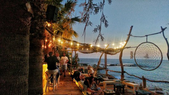 Kina Handcrafted Bar
