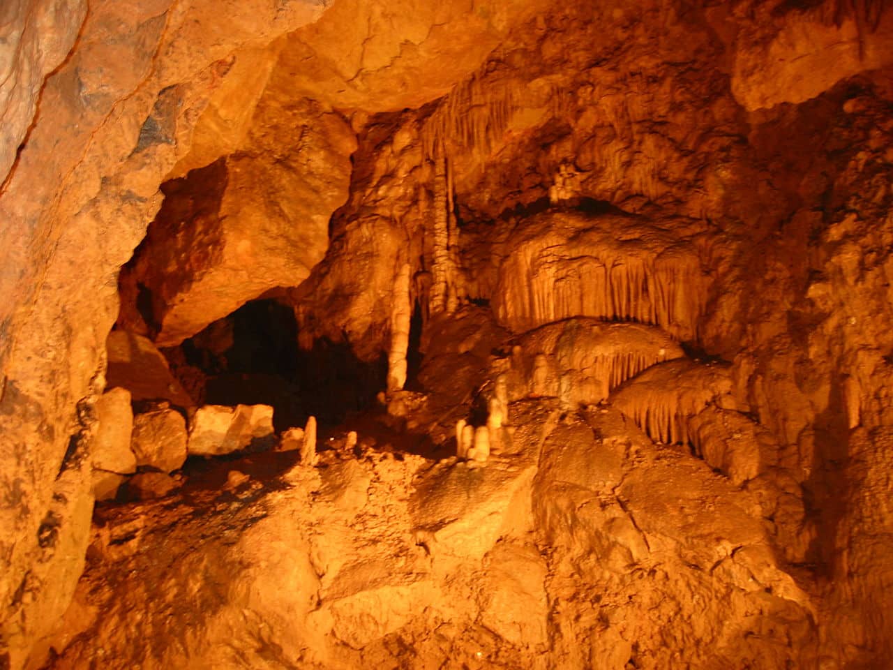 Abaliget Cave