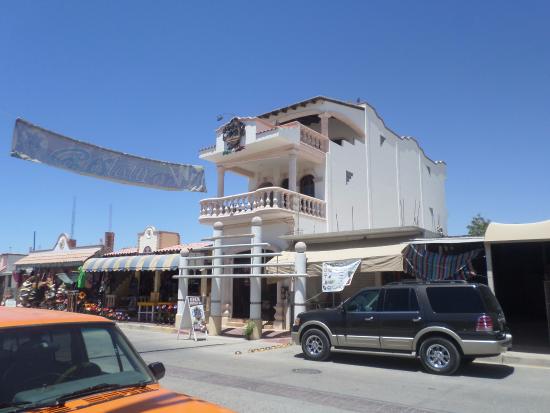 Cholla Mall