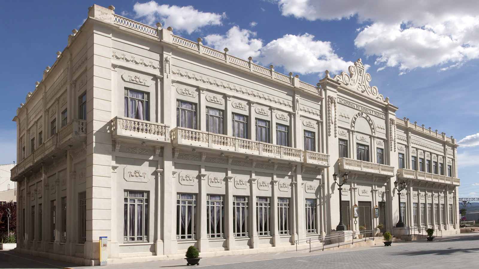 TEATRO CHAPÍ