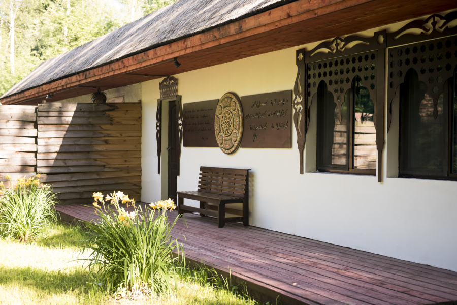 Gusi-Lebedi Bathing Resort