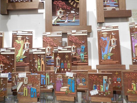Puerto Rican Art & Crafts