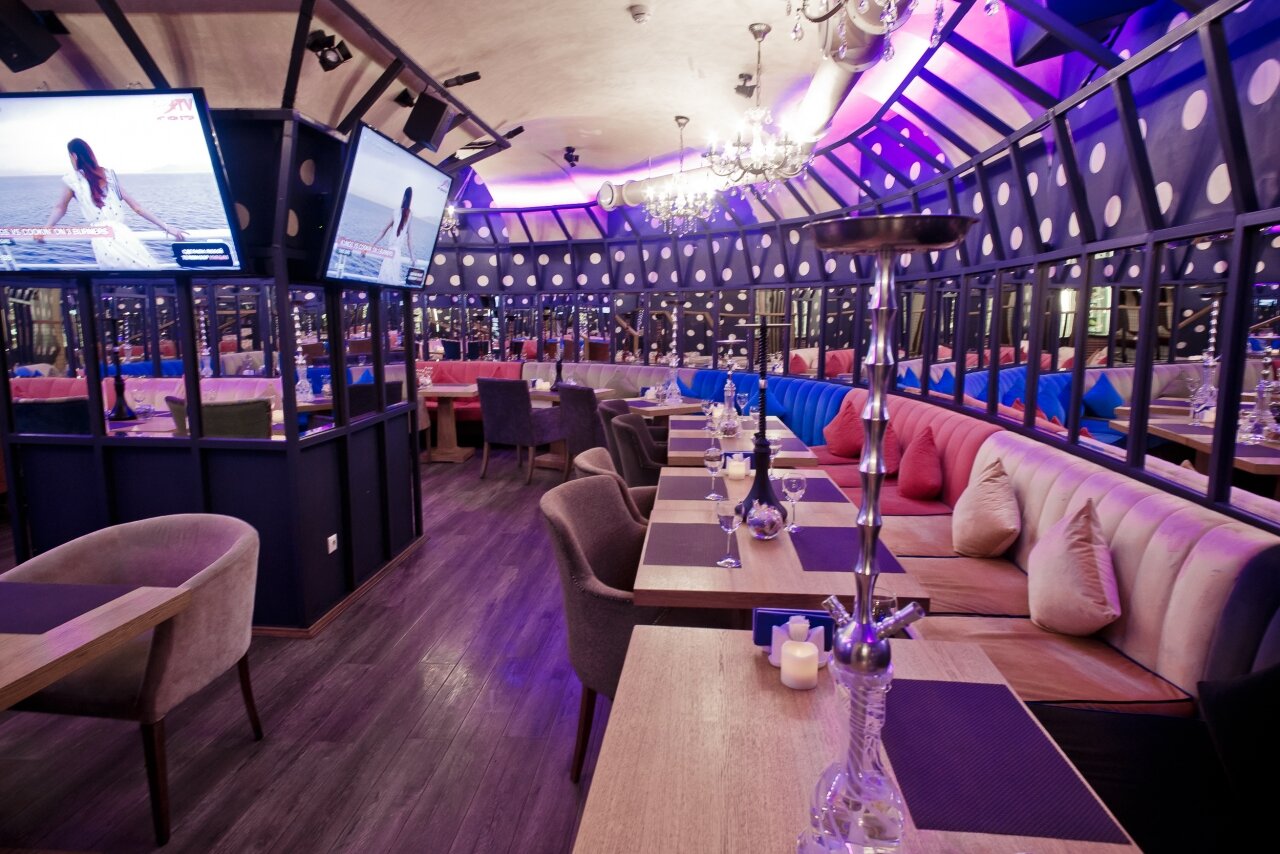Hookah Smokers Lounge