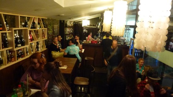 10 Prstov Cafe Bar