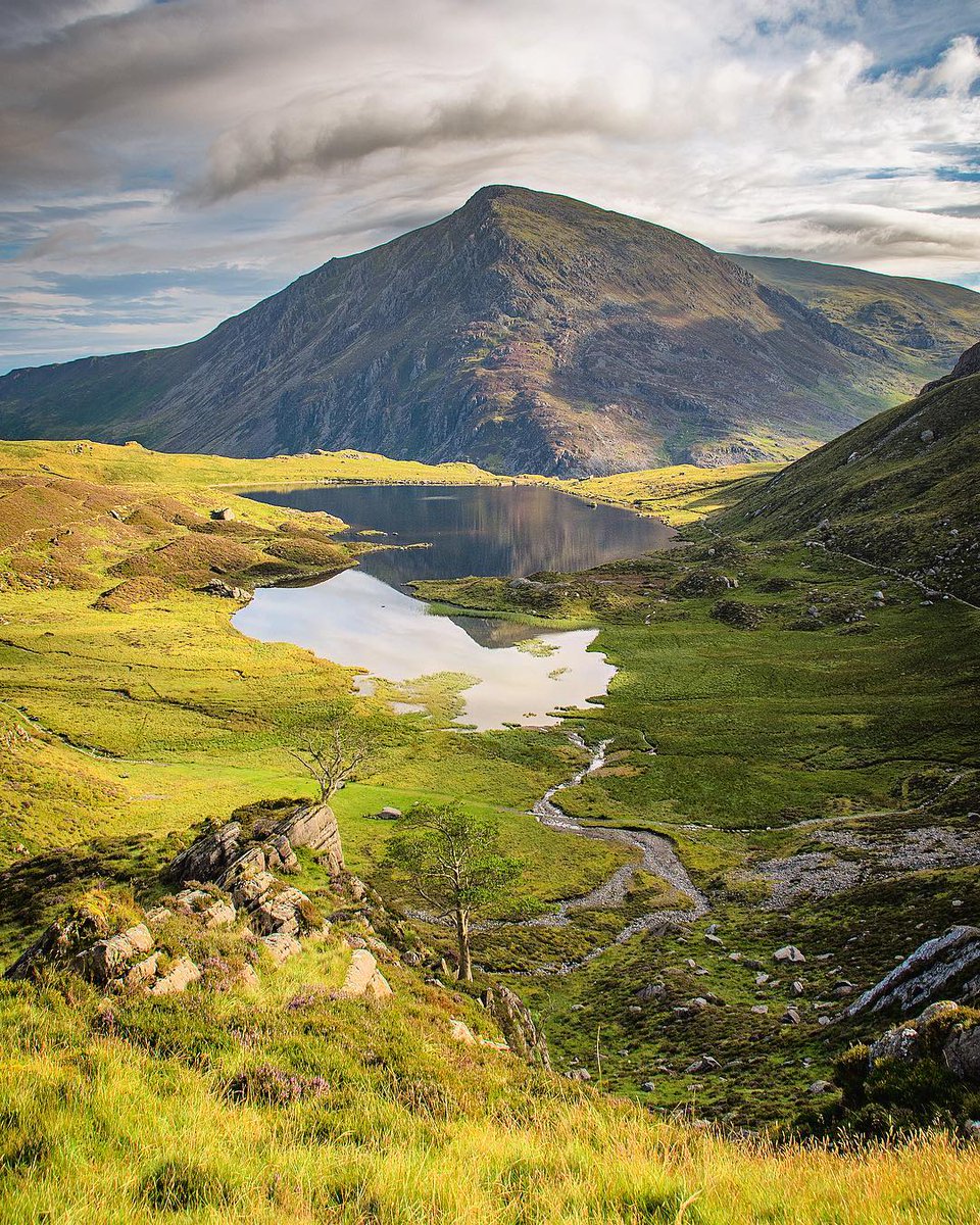 Snowdonia Mountain Guides