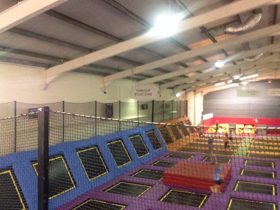 Sky High Trampoline Park