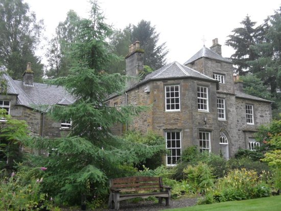 Cluny House Gardens