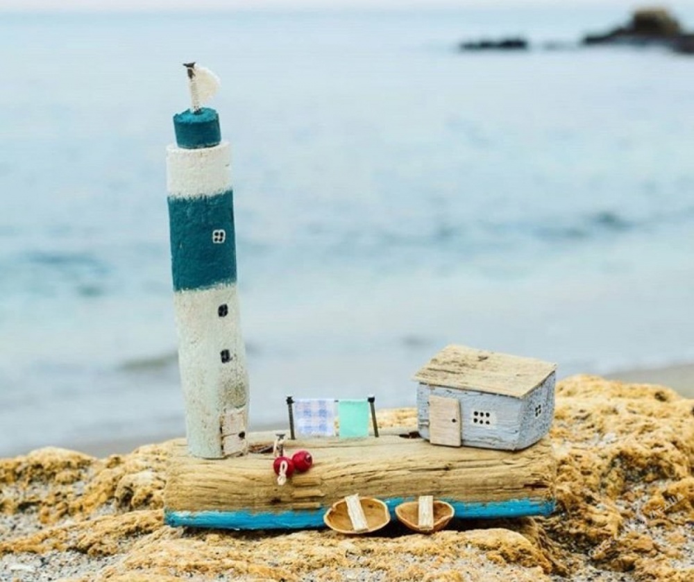 By the Sea Driftwood Company
