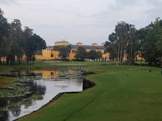 Tampa Palms Golf & Country Club