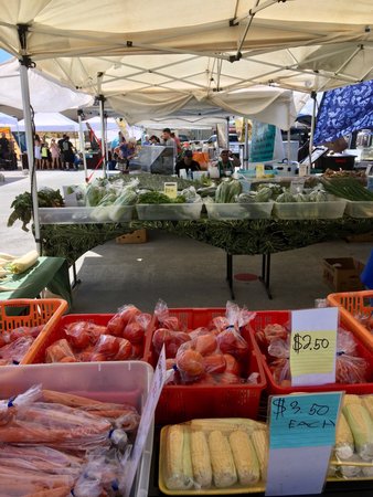 Pearlridge Farmers' Market