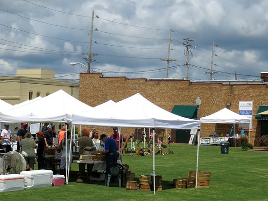 Downtown Waterfront Market