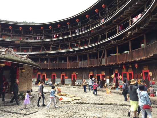 Zhangzhou Tianluokeng Village