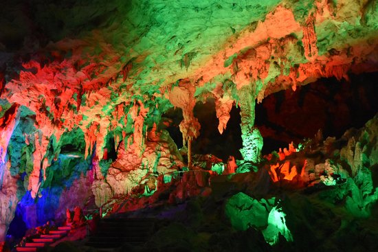 Yiling Cave Scenic Resort of Nanning