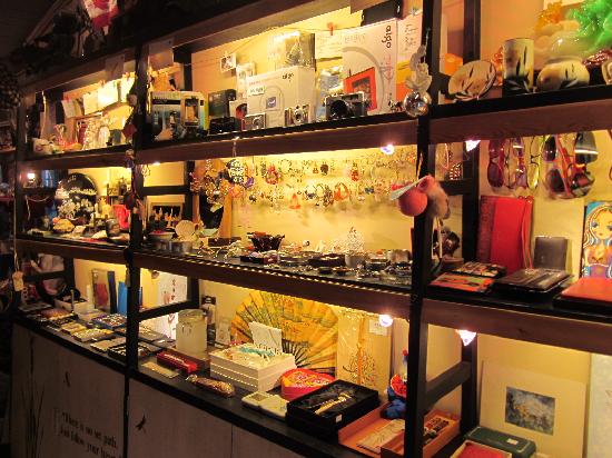 Jiaohuan Shop First