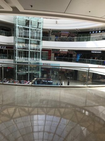 Wanda Plaza (Sports Center road)