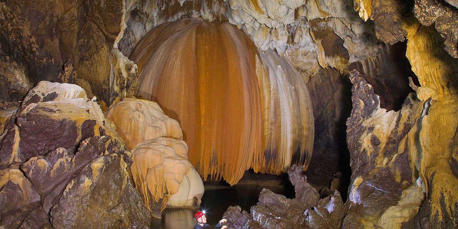 Yuandong Cave