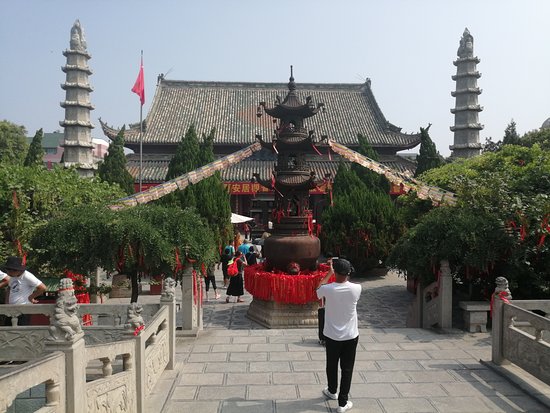 Xiangguo Temple