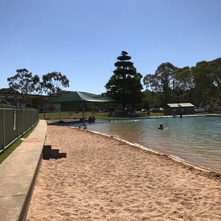Naracoorte Swimming Lake