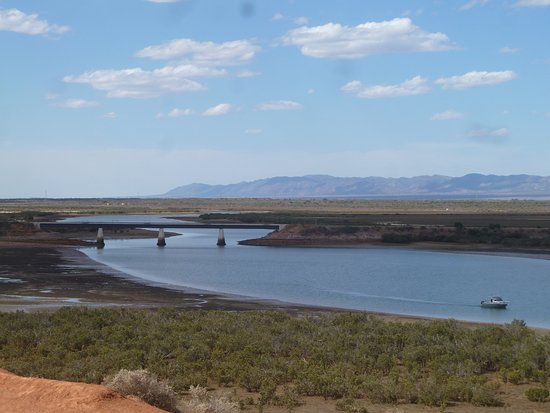 Matthew Flinders Red Cliff Lookout