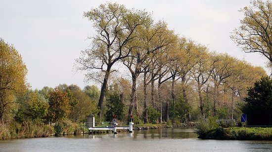 Peace Monument Moerbrugge