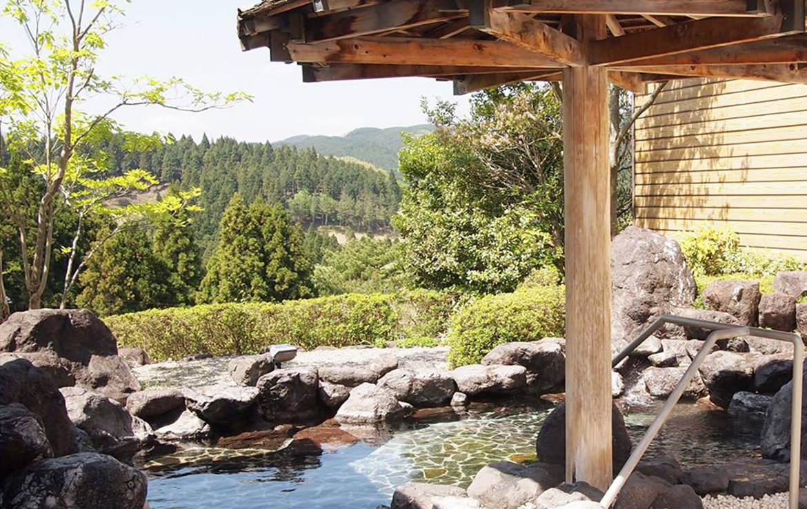 Menard Aoyama Resort