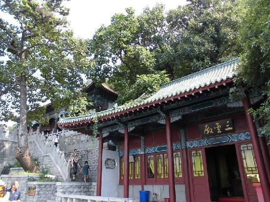 Qianfoshan