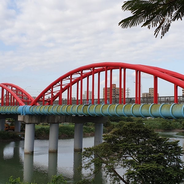 Gongguan Waterfront Plaza