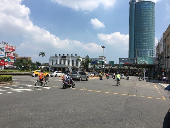 Tainan Station